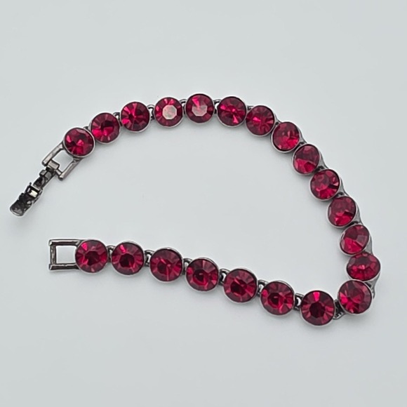 New! GIVENCHY Signed Tennis Bracelet Red SWAROVSKI Crystals Gunmetal Gray 7